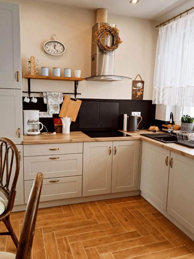 Karkonoskie Uroczysko Jelenia Góra Esterno foto